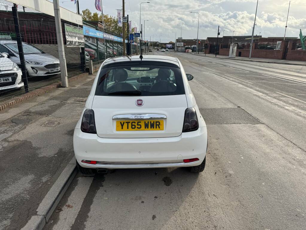 Fiat 500 1.2 Lounge YT65WWR White #2