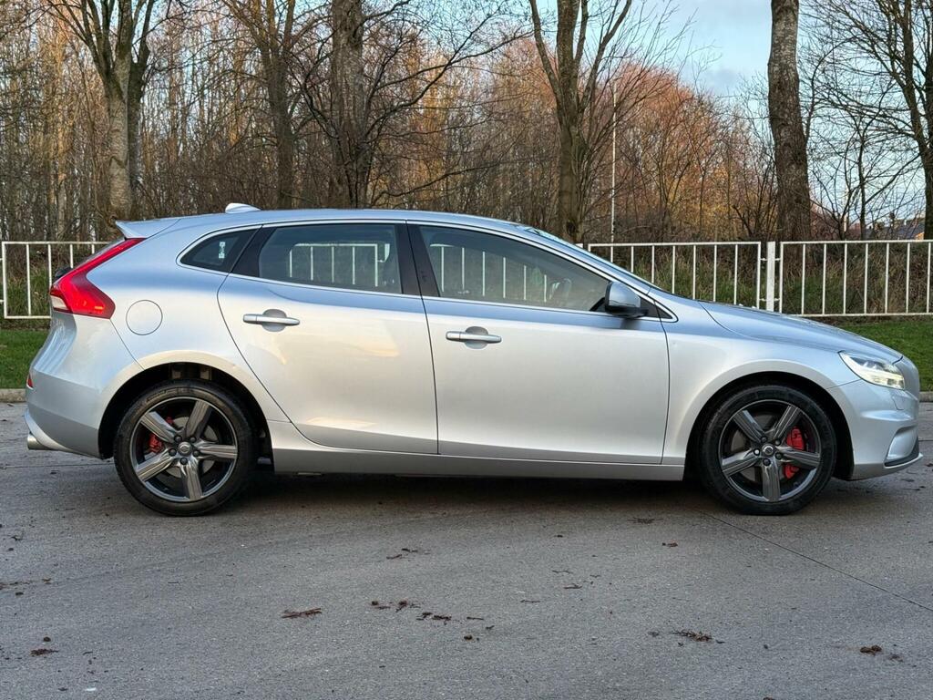 Volvo V40 2.0 D3 R-design Euro 6 S S KY66ZLE Silver #4