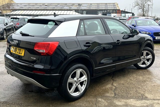 Audi Q2 1.0 Tfsi Sport Suv Euro 6 S S NU18ZDJ Black #3