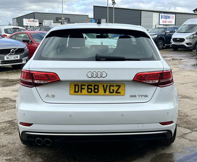 Audi A3 1.5 Tfsi Cod 35 Sport Sportback DF68VGZ White #6