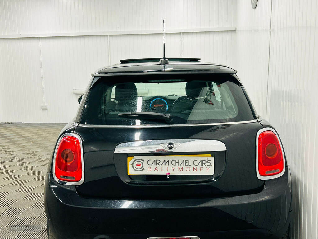 Mini Hatch 1.5 Cooper OIG7051 Black #4