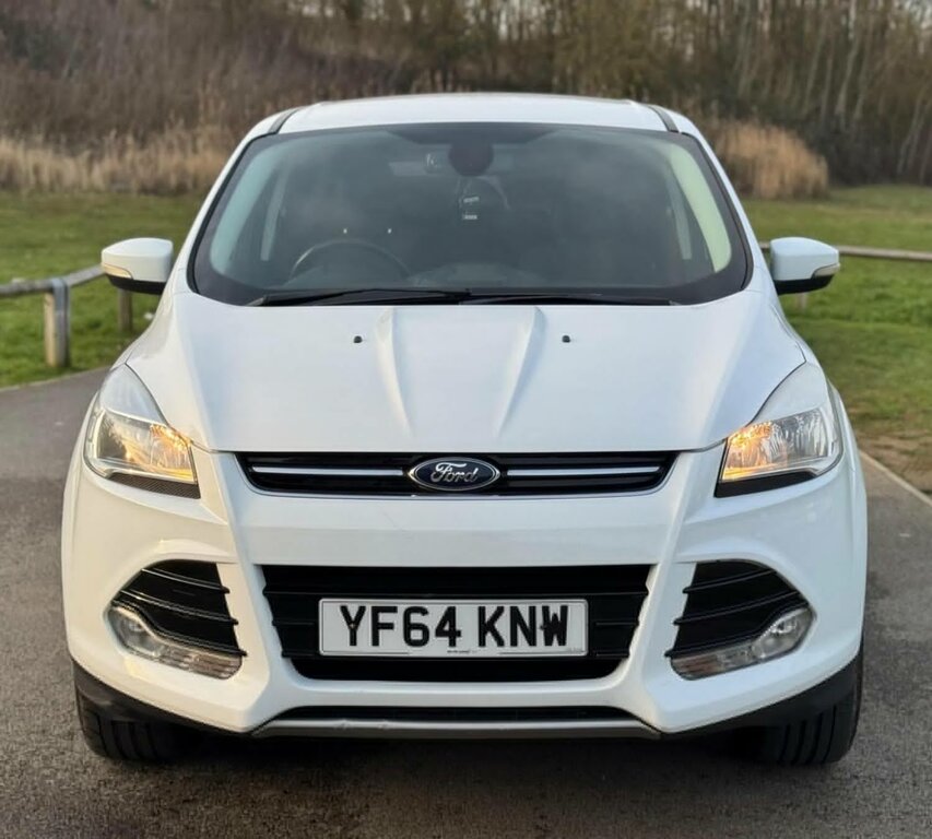 Ford Kuga Suv 2.0 Tdci Titanium 2Wd Euro 6 Ss 20146 YF64KNW White #2
