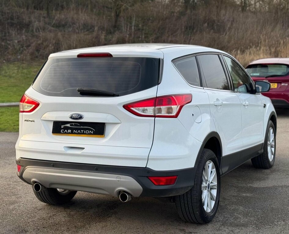 Ford Kuga Suv 2.0 Tdci Titanium 2Wd Euro 6 Ss 20146 YF64KNW White #4