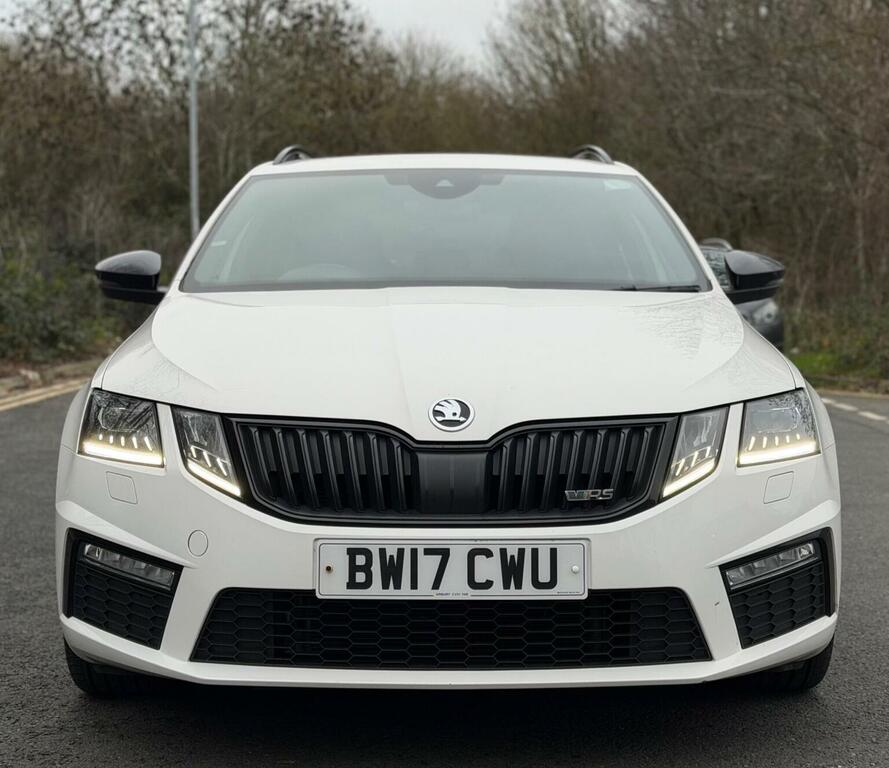 Skoda Octavia Estate 2.0 Tdi Vrs Euro 6 Ss 201717 BW17CWU White #2