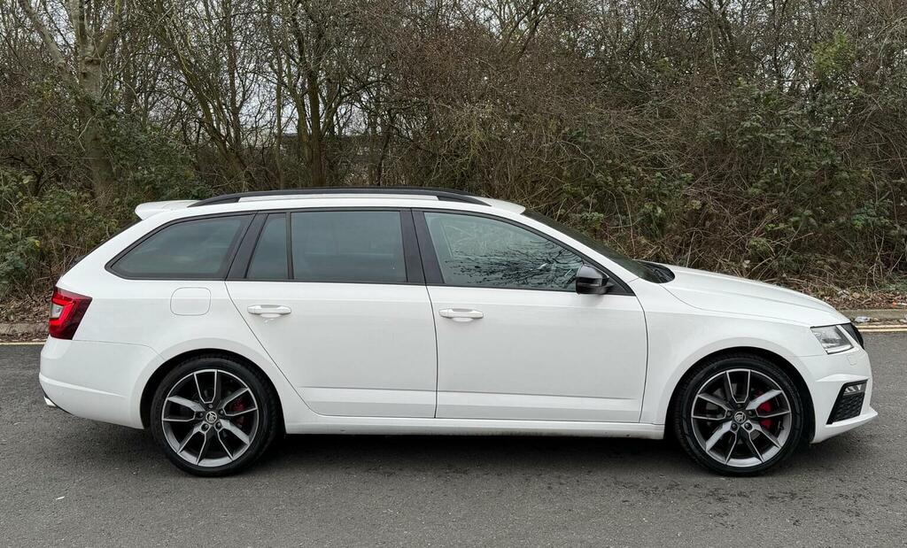 Skoda Octavia Estate 2.0 Tdi Vrs Euro 6 Ss 201717 BW17CWU White #6
