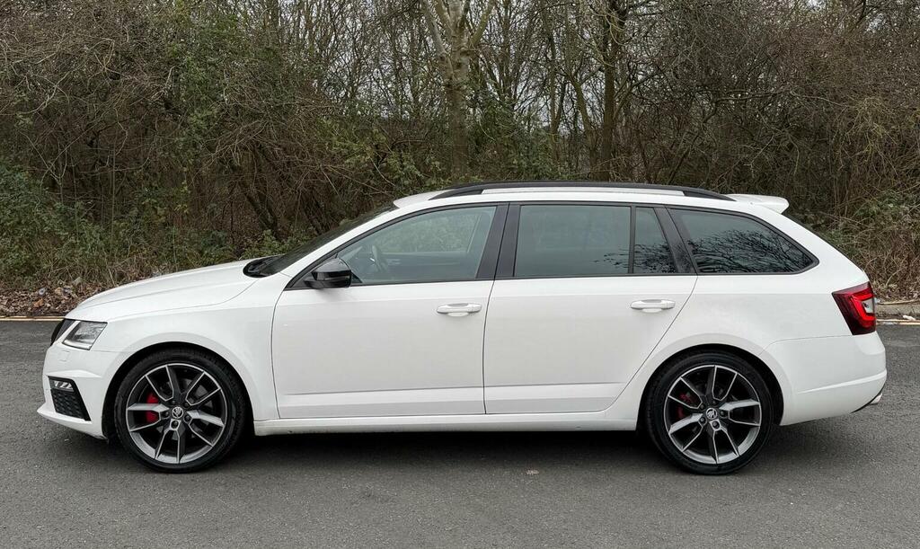 Skoda Octavia Estate 2.0 Tdi Vrs Euro 6 Ss 201717 BW17CWU White #5