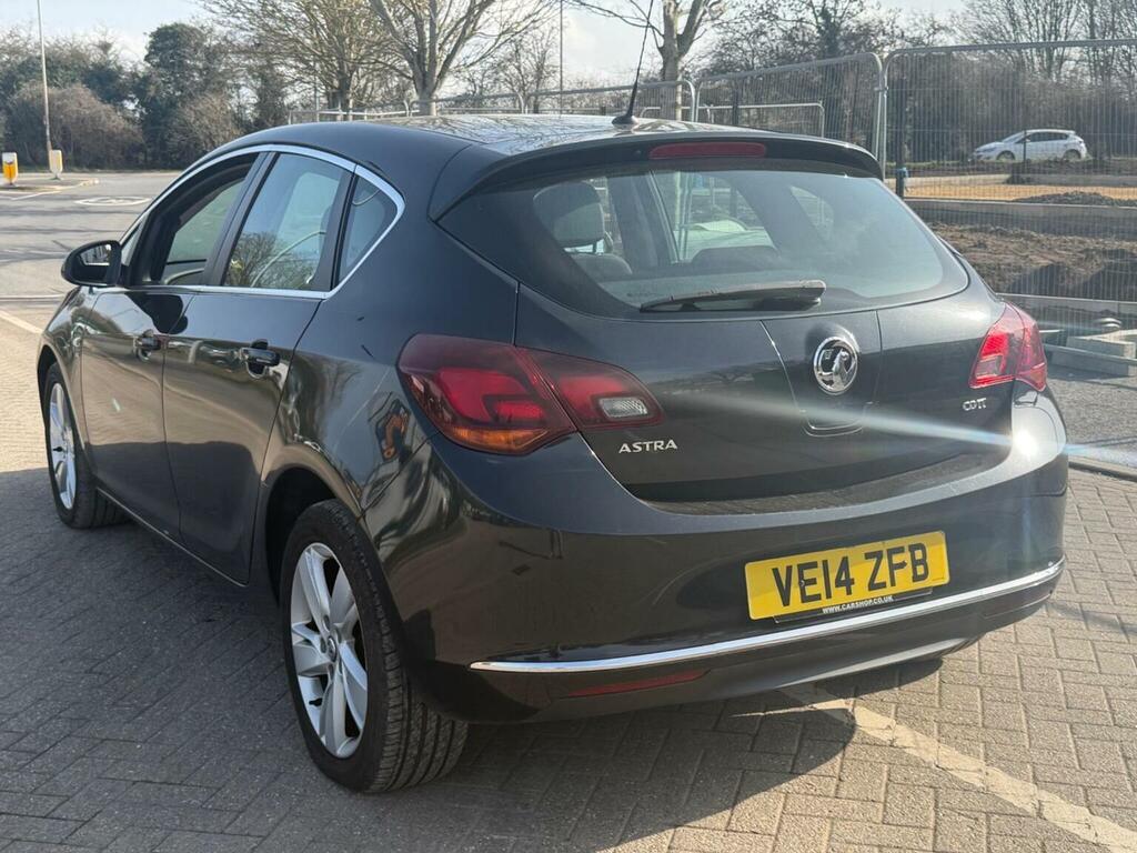Vauxhall Astra Hatchback 1.6 Cdti Ecoflex Sri Euro 6 Ss 2 Black #4