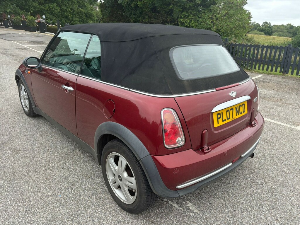 Mini Convertible 1.6 One Convertible PL07NCD Red #2