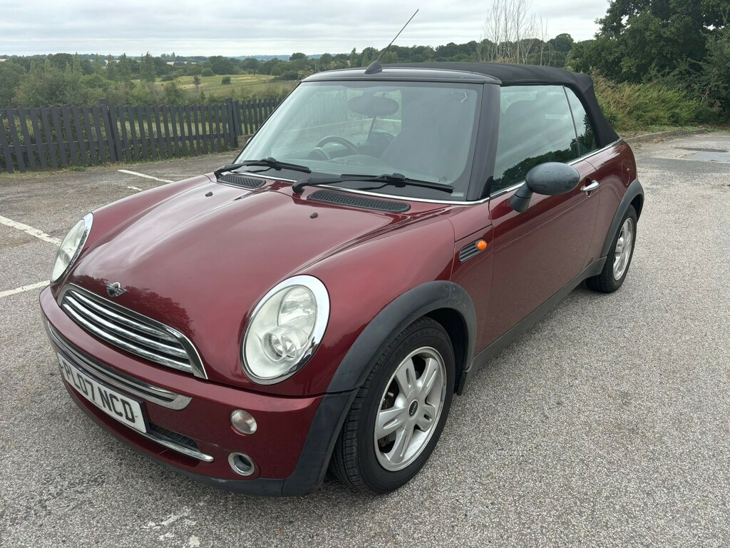Mini Convertible 1.6 One Convertible Red