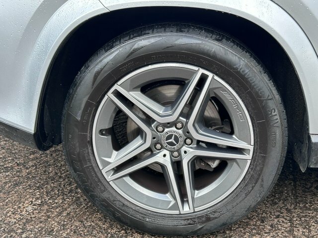 Mercedes-Benz GLE Class 2021 2.0 Gle300d Amg Line Premium Suv Silver #3