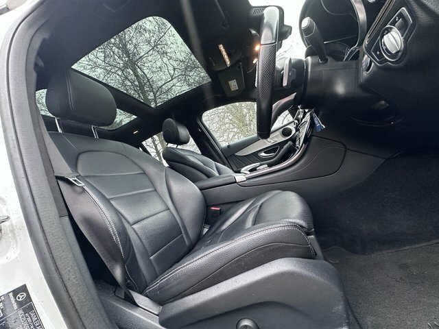 Mercedes-Benz GLC Class 2017 2.1 Glc250d Amg Line Premium Suv PL66OJV White #2
