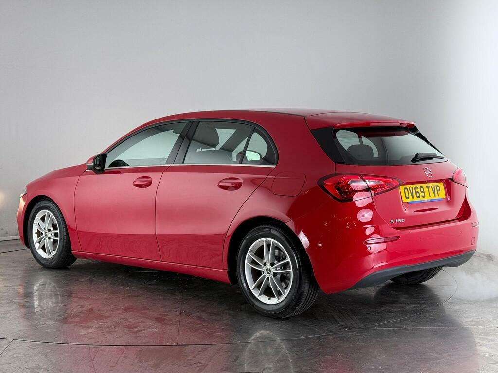 Mercedes-Benz A Class 1.3 A180 Se Executive Euro 6 Ss Red #4