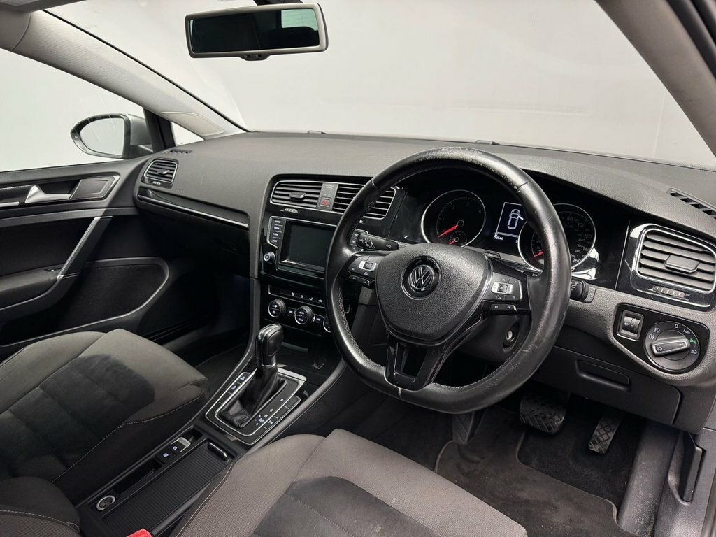 Volkswagen Golf Hatchback OY13YKU Silver #3