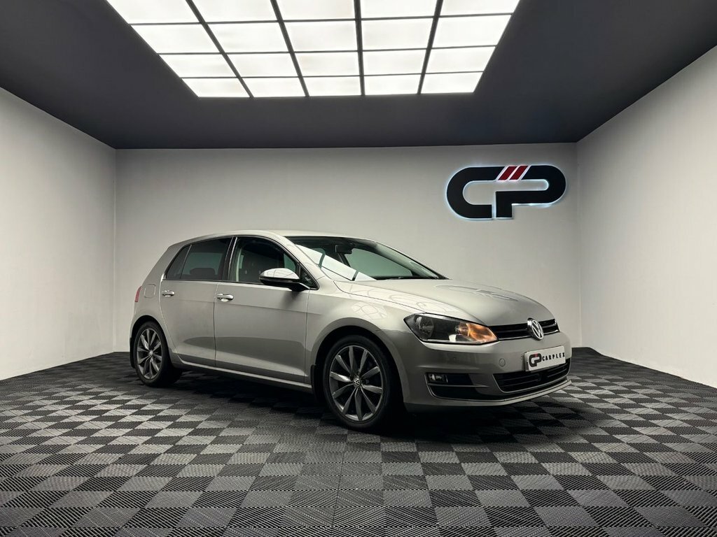 Volkswagen Golf Hatchback OY13YKU Silver #4