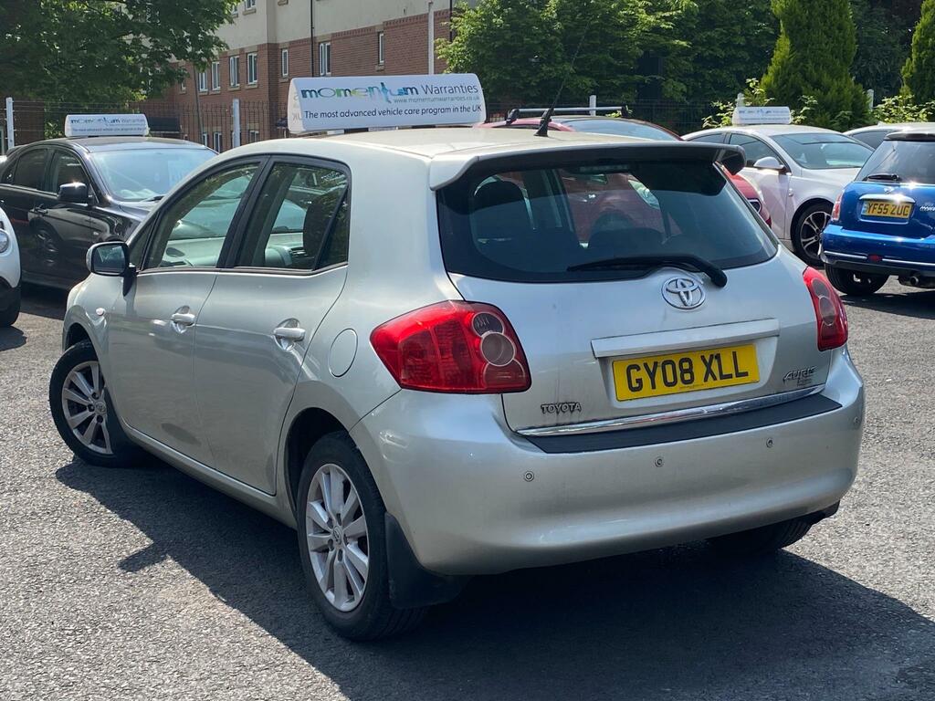 Toyota Auris 2.0 D-4d T Spirit Silver #4