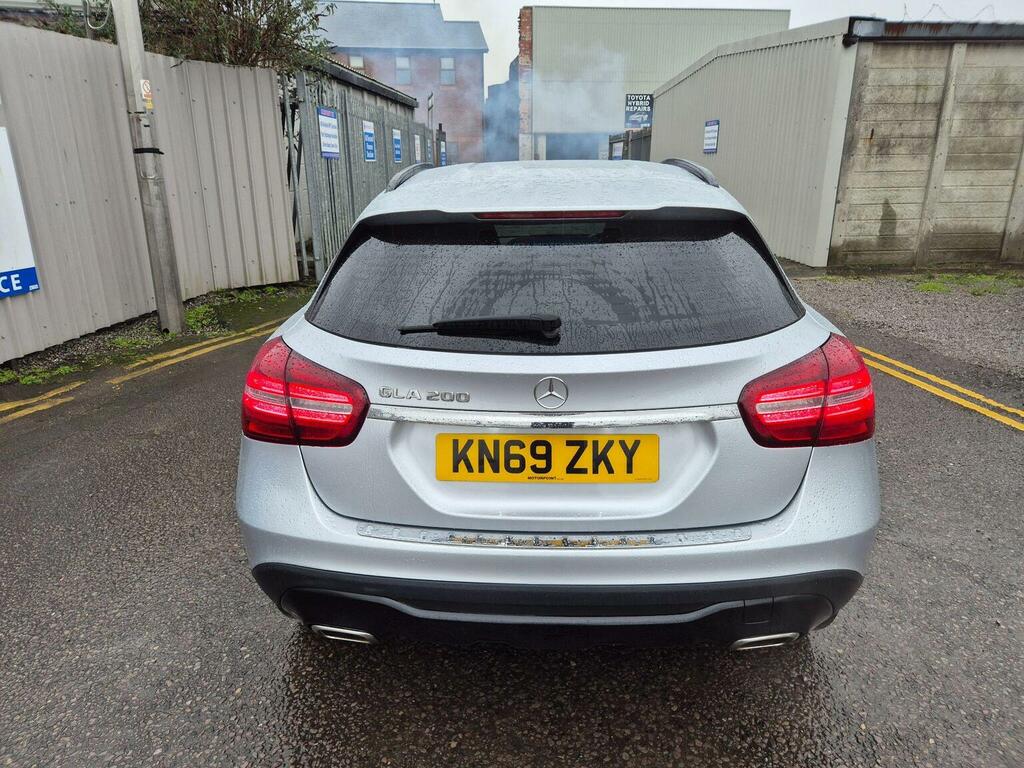 Mercedes-Benz GLA Class Suv 1.6 Gla200 Urban Edition 7G-dct Euro 6 Ss 5 KN69ZKY Silver #5
