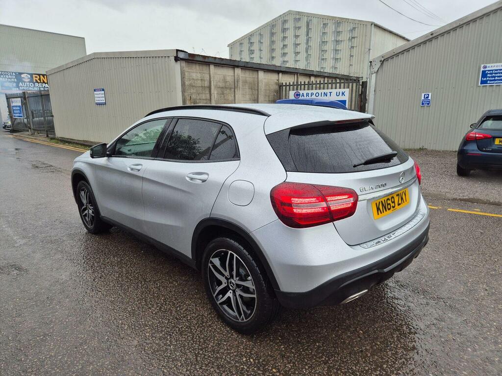 Mercedes-Benz GLA Class Suv 1.6 Gla200 Urban Edition 7G-dct Euro 6 Ss 5 KN69ZKY Silver #4