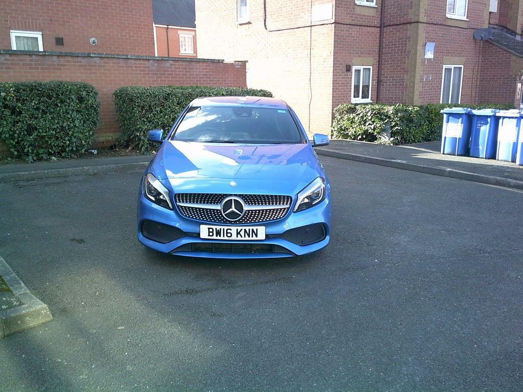 Mercedes-Benz A Class 2.1 A200d Amg Line Premium Euro 6 S S BW16KNN Blue #2
