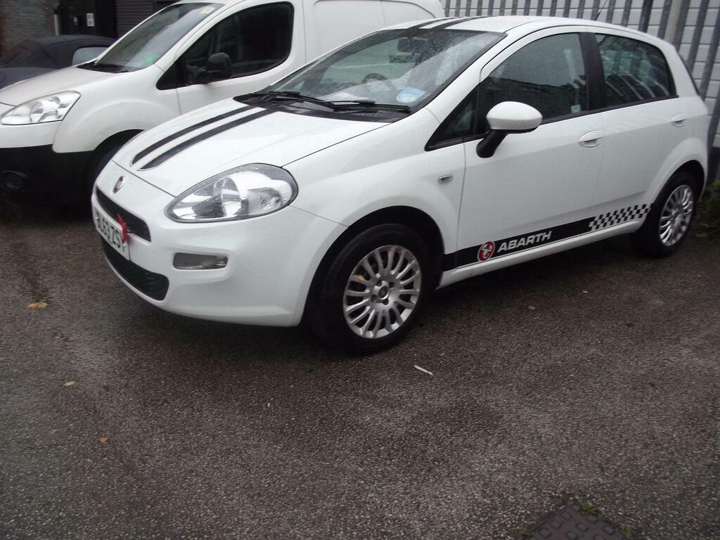 Fiat Punto 1.2 Pop Euro 6 White #2
