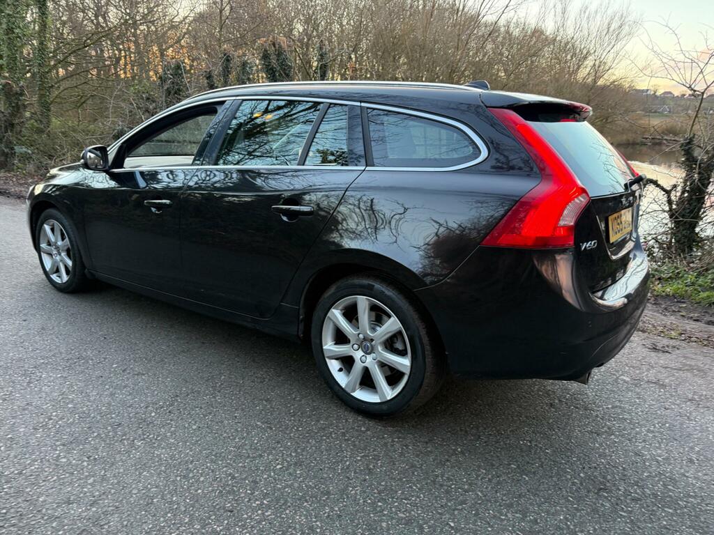 Volvo V60 2.0 D3 Se Lux Nav Euro 6 Ss Black #4