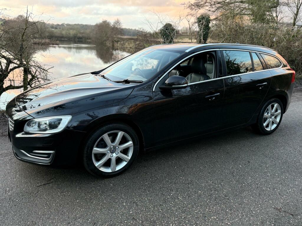 Volvo V60 2.0 D3 Se Lux Nav Euro 6 Ss Black
