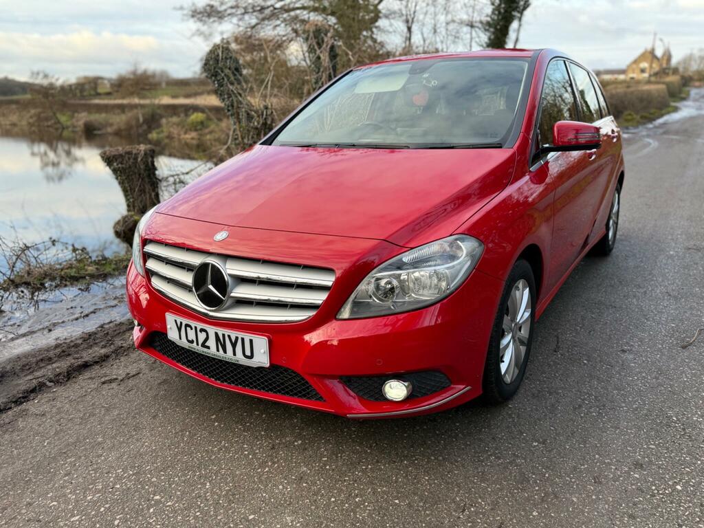 Mercedes-Benz B Class 1.8 B180 Cdi Blueefficiency Se 7G-dct Euro 5 Ss Red #4