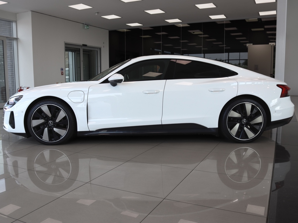 Audi E Tron GT 390Kw Quattro 93Kwh Vorsprung White #6