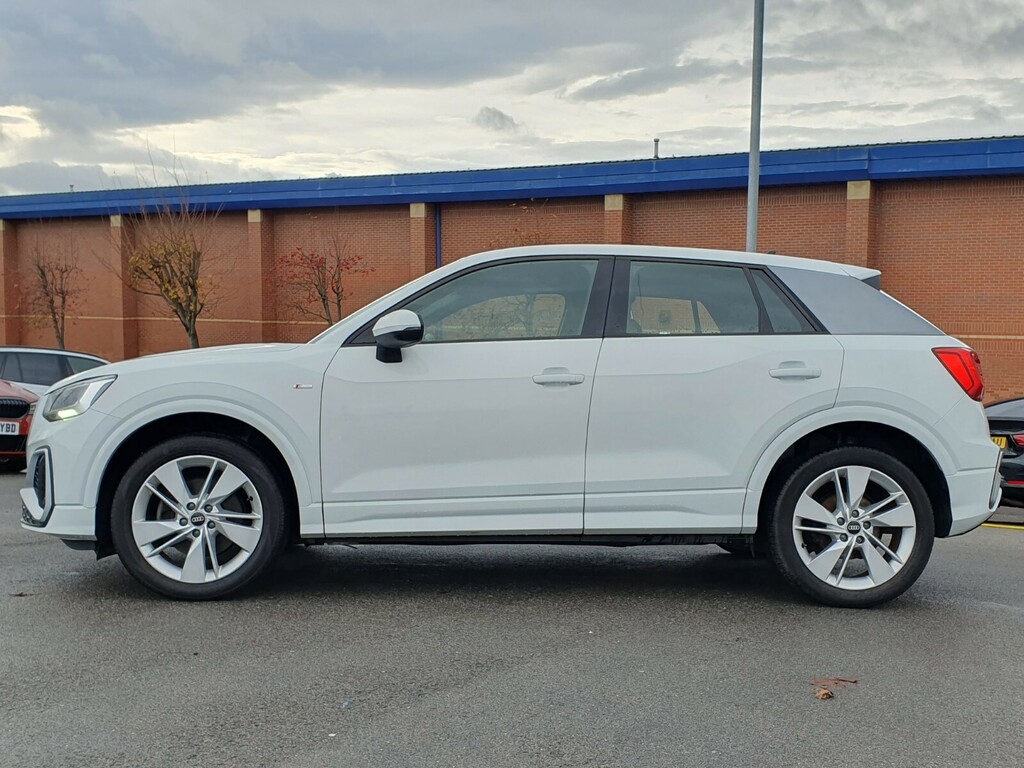 Audi Q2 35 Tdi Quattro S Line S Tronic GF21XCK White #4