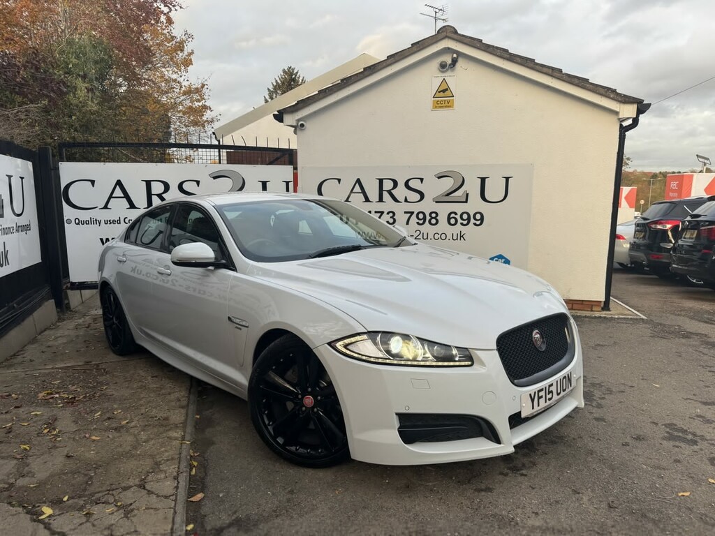 Jaguar XF Saloon 2.2 D R-sport Black 2015 White