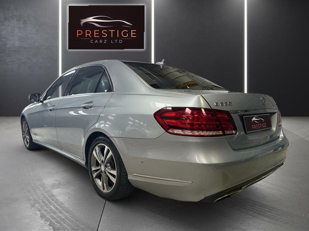 Mercedes-Benz E Class Saloon 2.1 E220 Cdi Se G-tronic Euro 5 Ss LM63WZY Silver #4