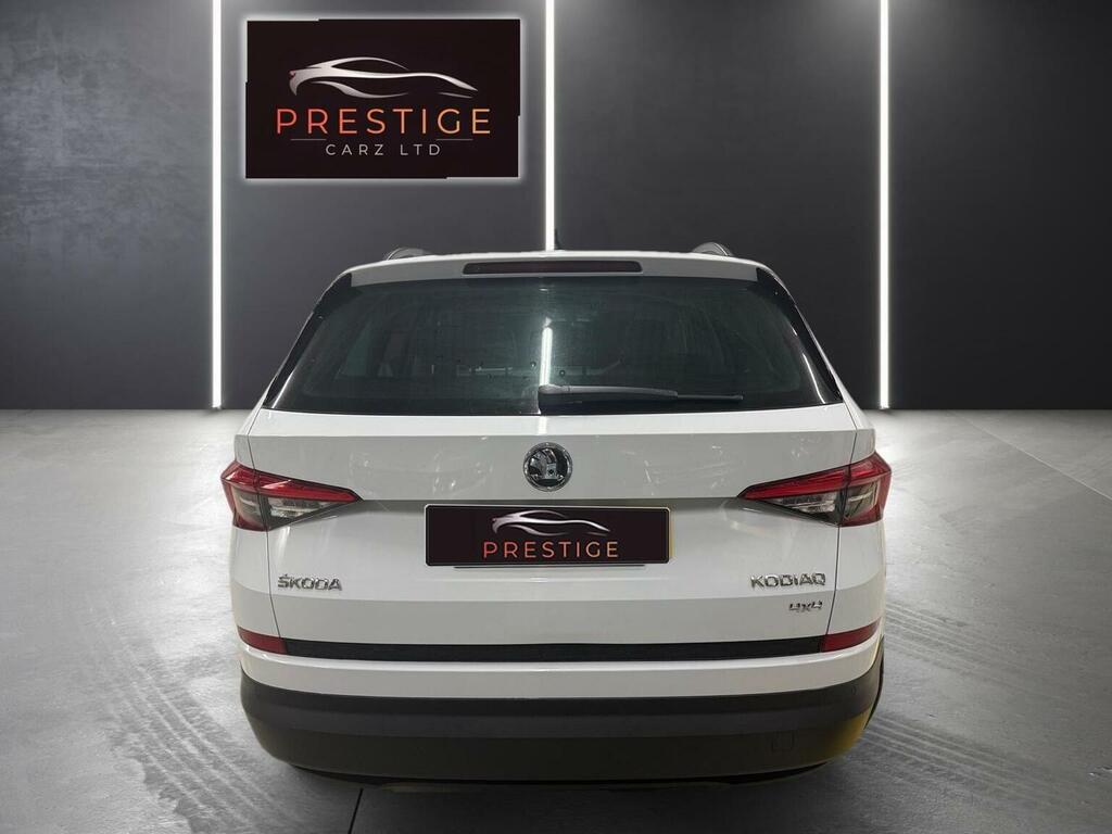 Skoda Kodiaq Suv 1.4 Tsi Act Se Dsg 4Wd Euro 6 Ss 5 Sea HV67BVR White #5