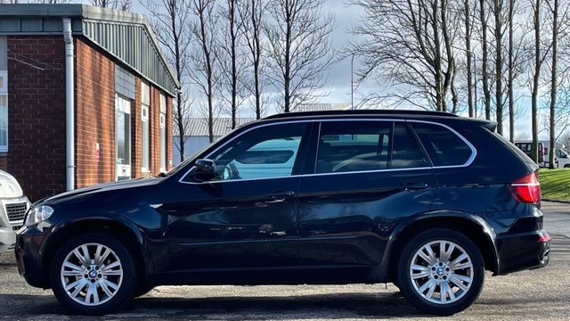 BMW X5 3L Xdrive40d M Sport Black #4