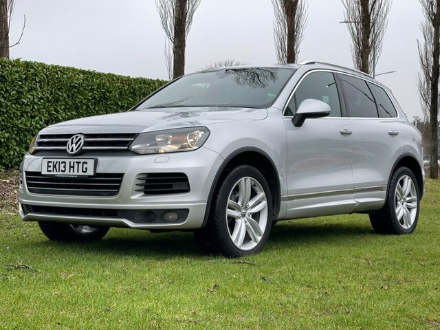 Volkswagen Touareg 3L V6 Altitude Tdi Bluemotion Technology Silver #2
