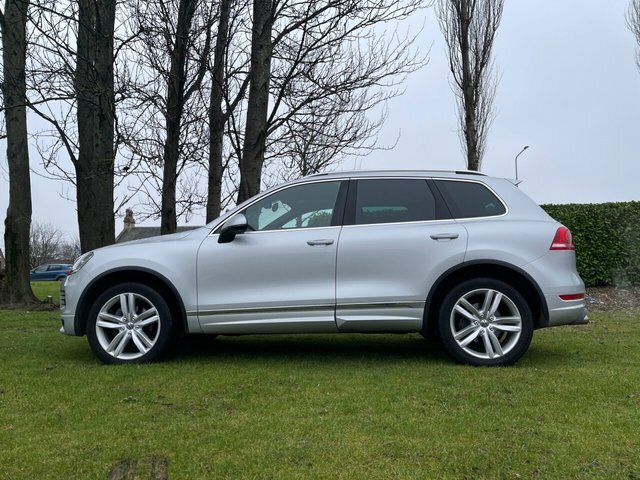 Volkswagen Touareg 3L V6 Altitude Tdi Bluemotion Technology Silver #4