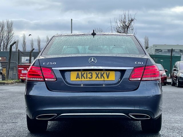 Mercedes-Benz E Class 2L E250 Cdi Se AK13XKV Blue #6