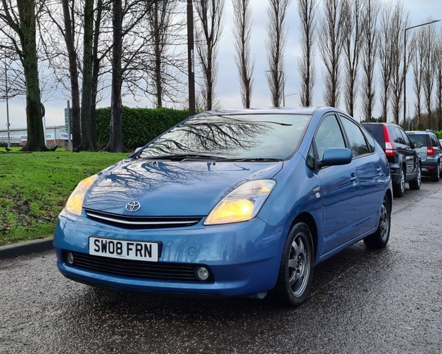 Toyota Prius 1.5L T Spirit Vvt-i Blue #3