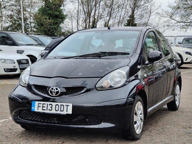 Toyota Aygo 1.0L Vvt-i X-pression 69 Bhp FE15ODT Blue #3