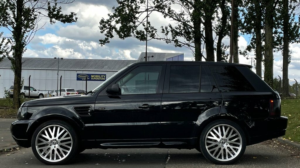 Land Rover Range Rover Sport 2.7L Tdv6 Sport Hse Black #4