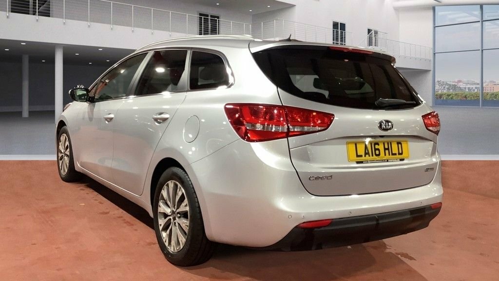 Kia Ceed 1.6 Crdi 3 Isg 134 Bhp LA16HLD Silver #4