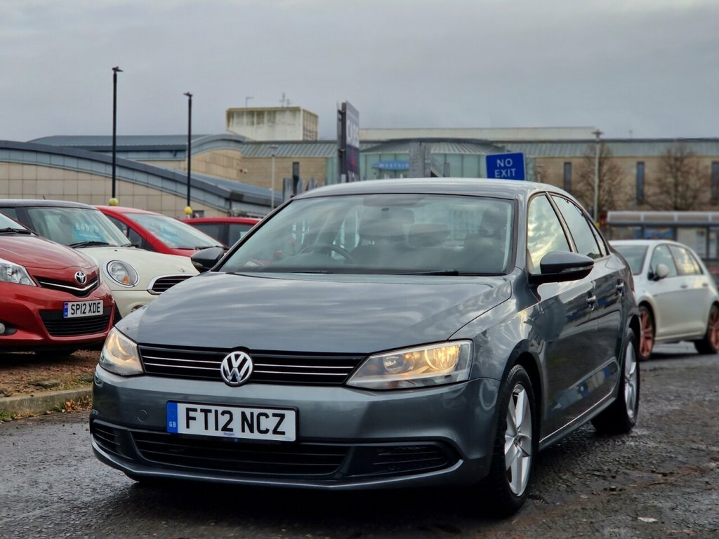 Volkswagen Jetta 1.6L Se Tdi Bluemotion Technology Dsg Grey #3