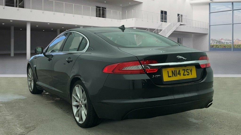 Jaguar XF 2.2L D Premium Luxury LN14ZSY Grey #4
