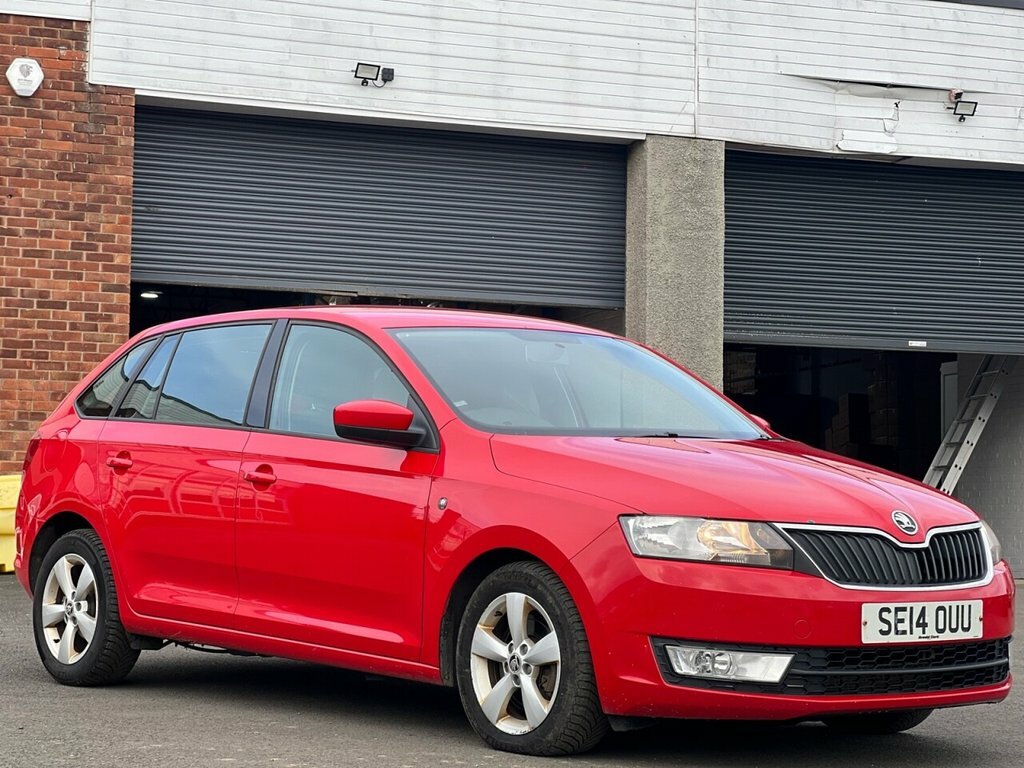 Skoda Rapid Spaceback 1.2L Spaceback Se Tsi Red