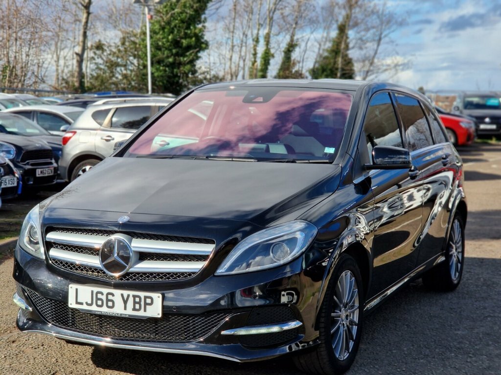 Mercedes-Benz B Class 1L B 250 E Sport Premium Black #3
