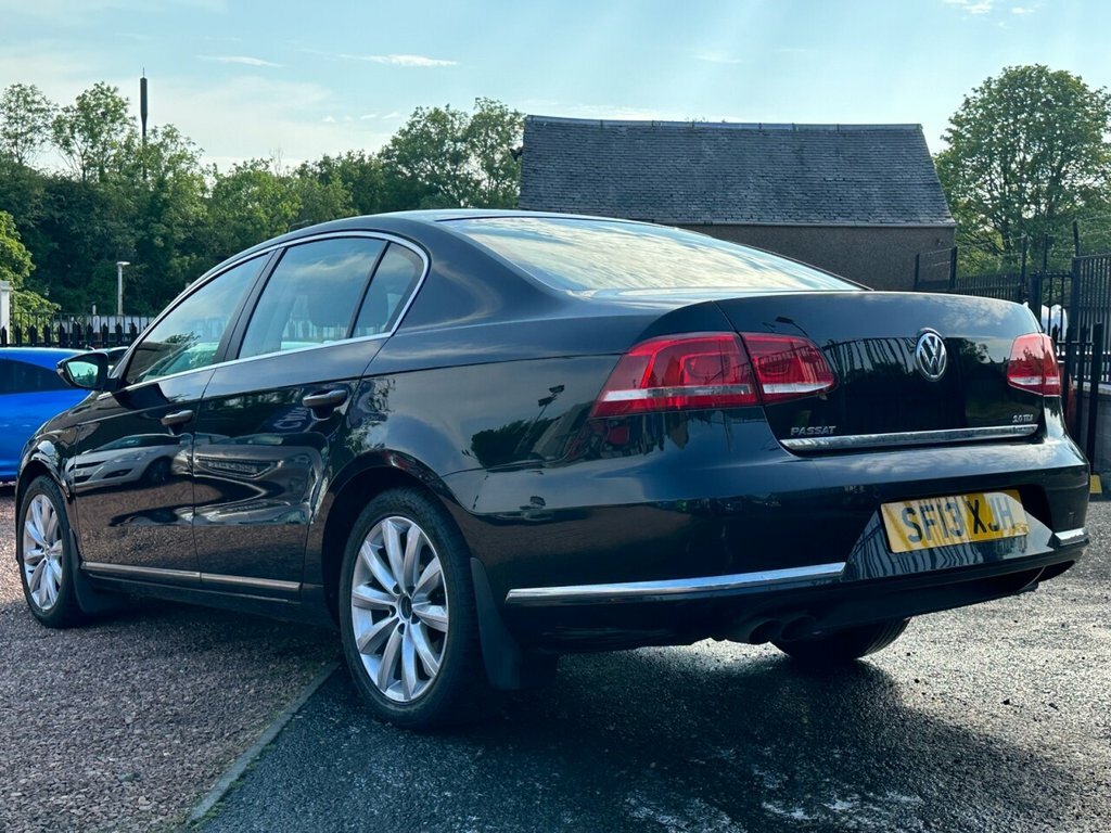 Volkswagen Passat 2L Highline Tdi Bluemotion Technology Dsg SF13XJH Black #5