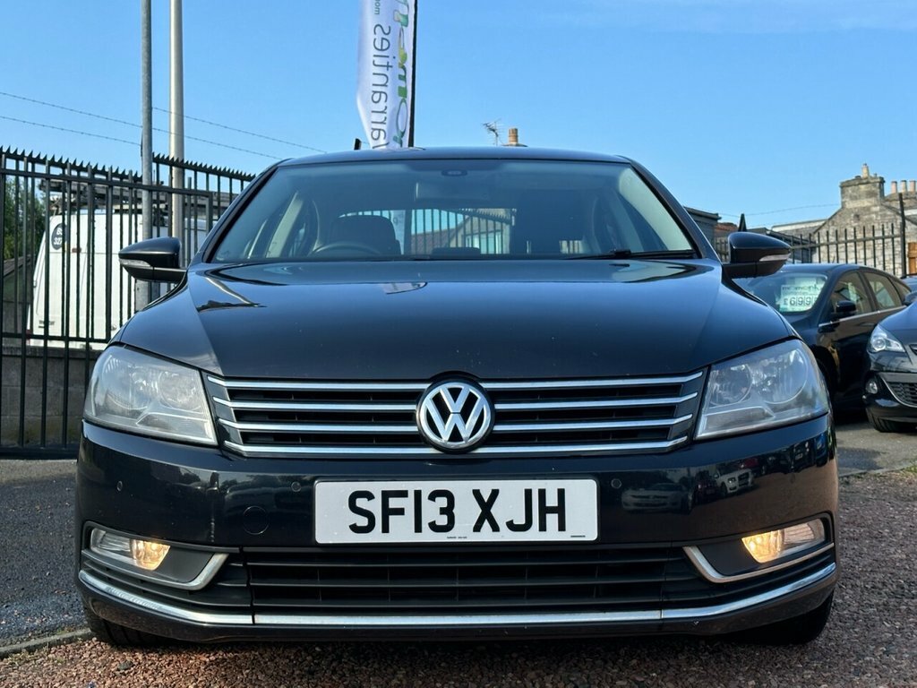 Volkswagen Passat 2L Highline Tdi Bluemotion Technology Dsg SF13XJH Black #2