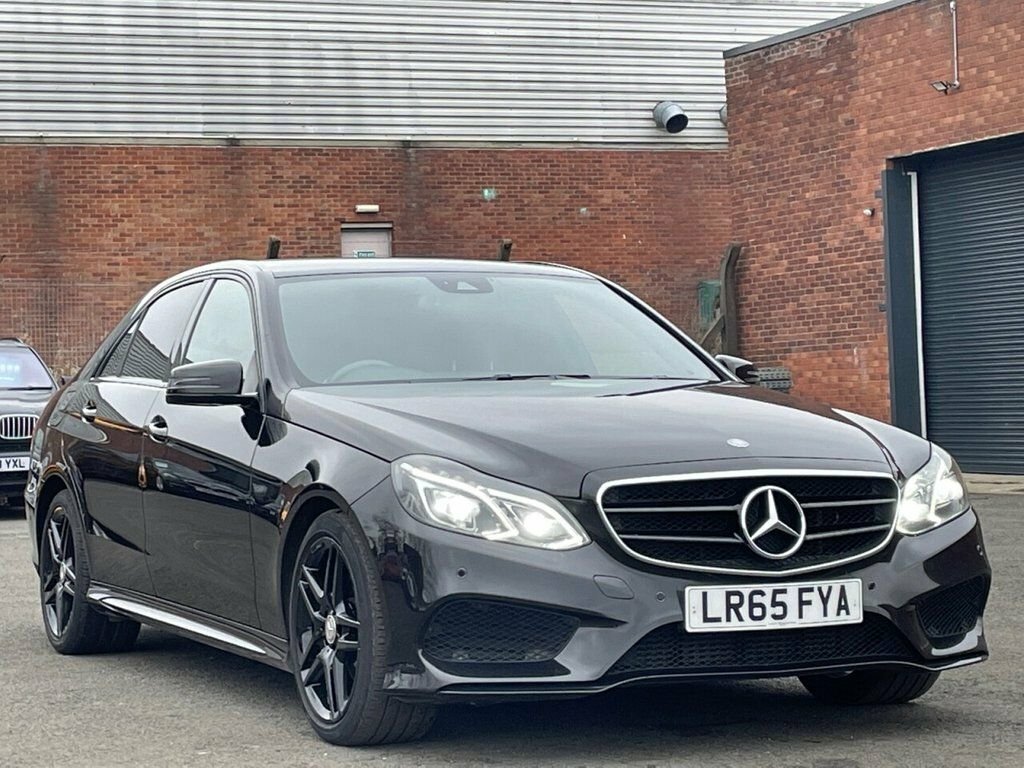 Mercedes-Benz E Class 2.1L E300 Bluetec Hybrid Amg Night Edition Black