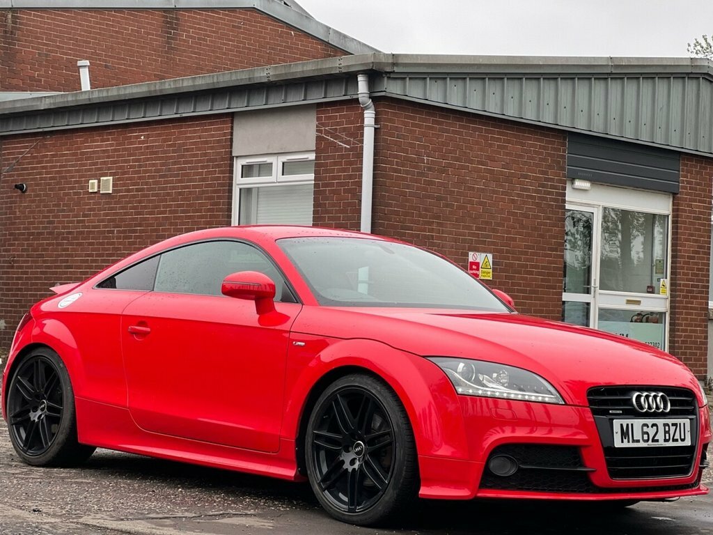 Audi TT 2L Tdi Quattro Black Edition Red