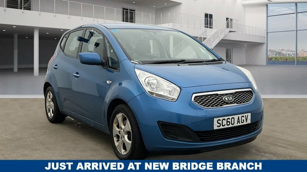 Kia Venga 1.6L 2 Blue