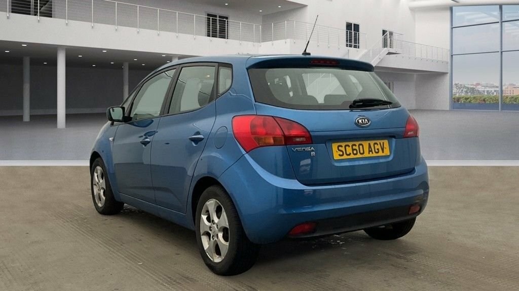 Kia Venga 1.6L 2 Blue #3