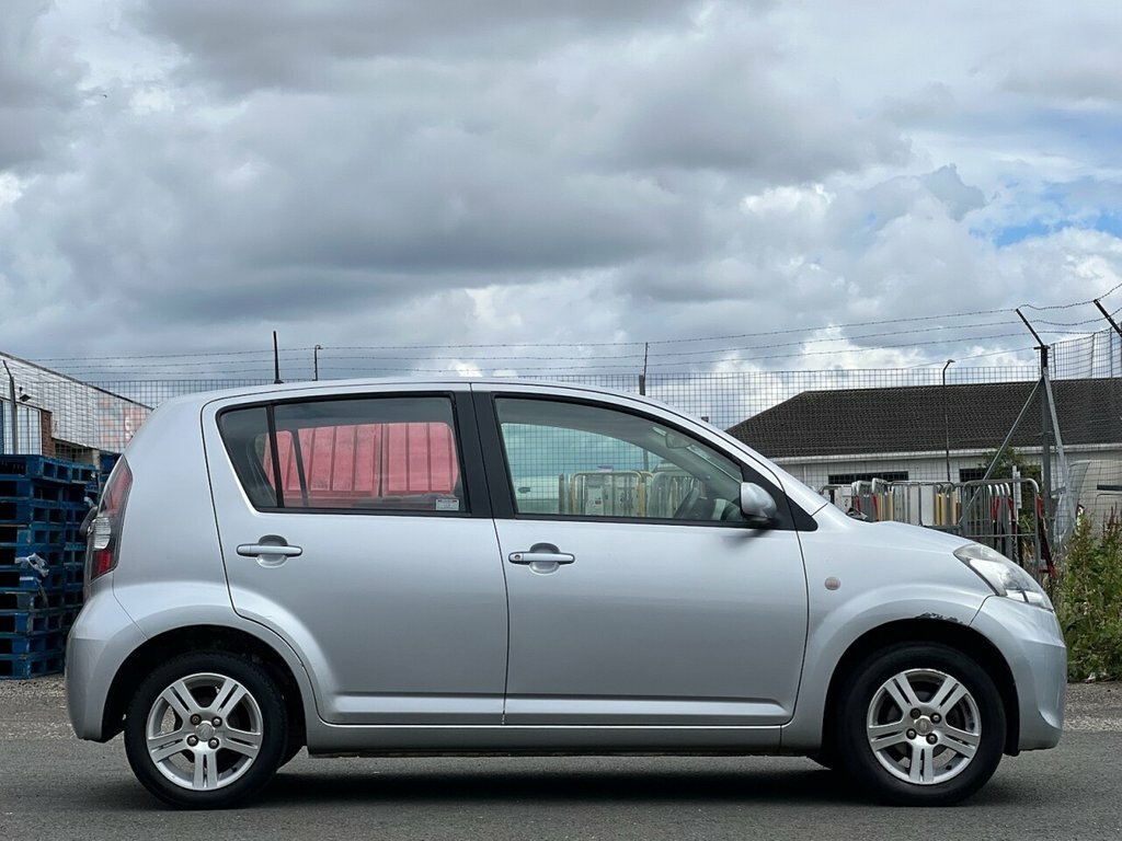 Subaru Justy 1L R Silver #6